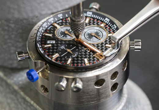 Precision-watches-parts-assembling